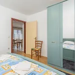 Appartamento In Krk With Wifi